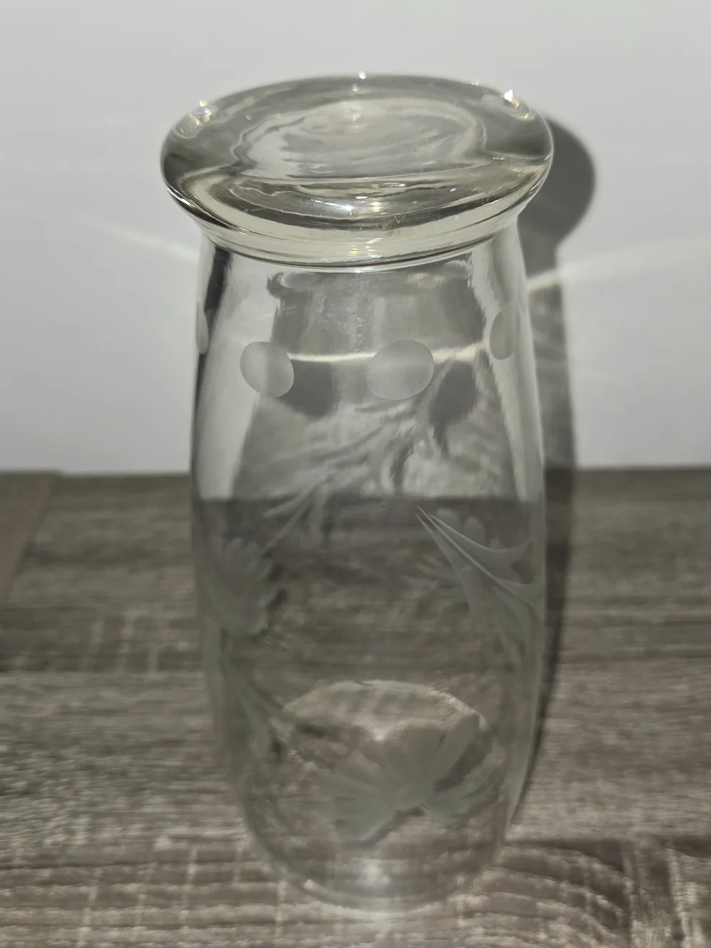 Vintage Unbranded Floral Etched Glass Tall Vase 8.5